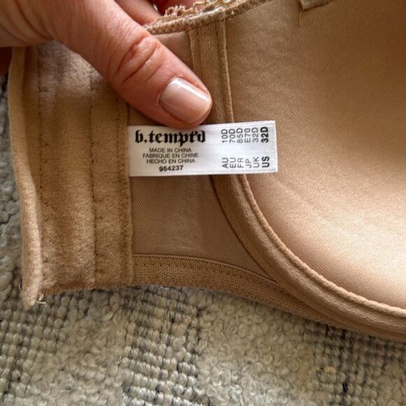 b.tempt’d by Wacoal nude strapless underwire lace bra size 32D - Picture 9 of 15
